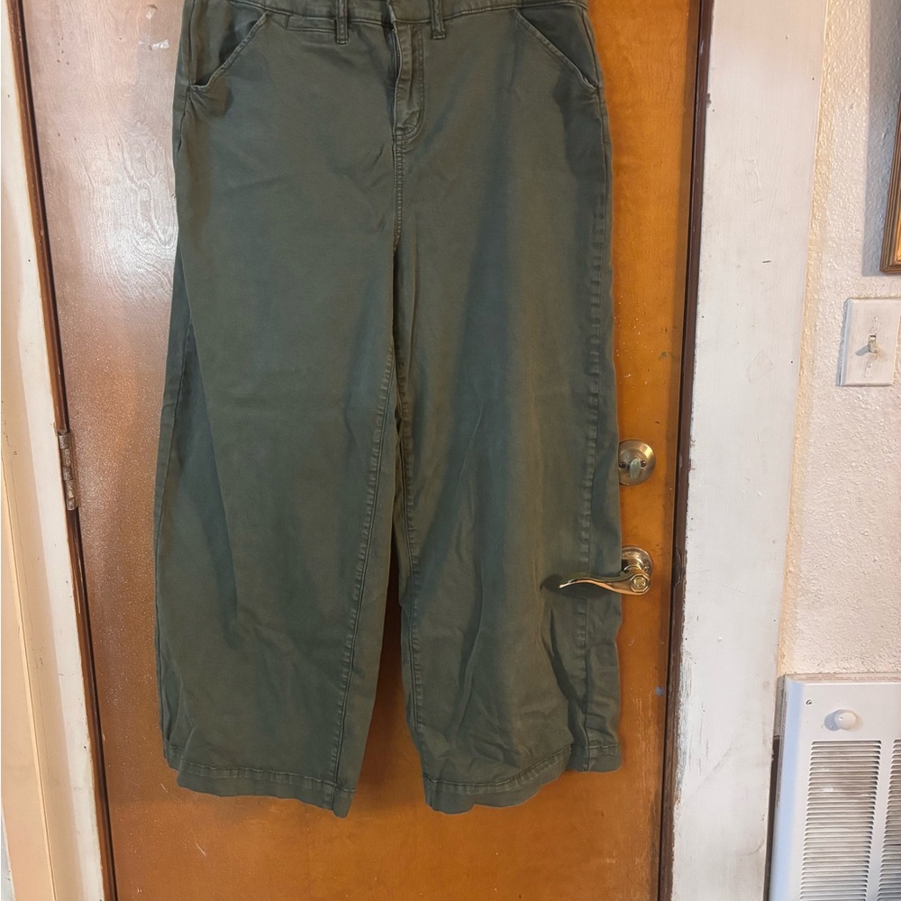 Torrid Green wide leg jeans pants.  18 regular